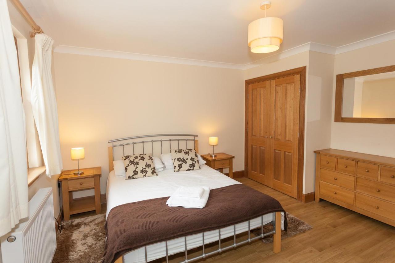 Honeysuckle Cottage At Williamscraig Holiday Cottages Линлитгоу Екстериор снимка